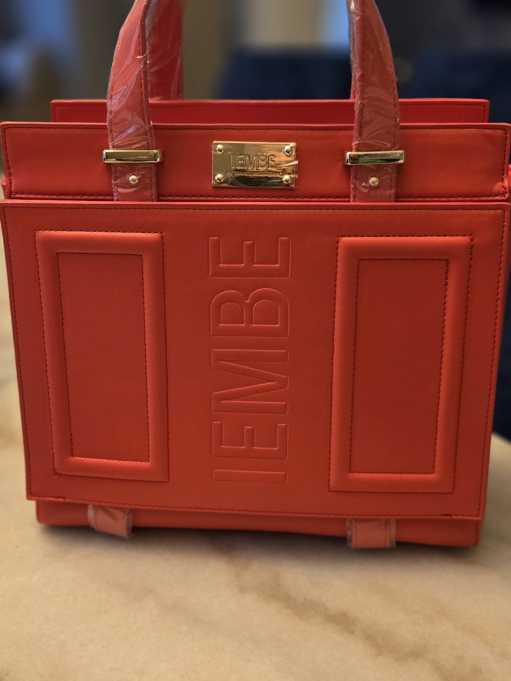IEMBE Red Structured Tote Handbag - Picture 2 of 4